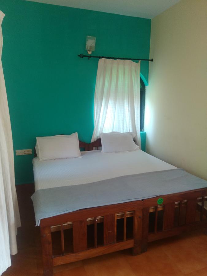 Red Lion Hotel 卡兰古特 外观 照片